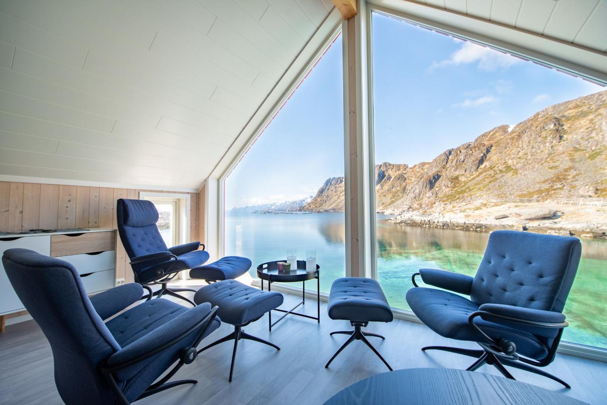 Lofoten waterfront luxury lodge Ballstad Extérieur photo