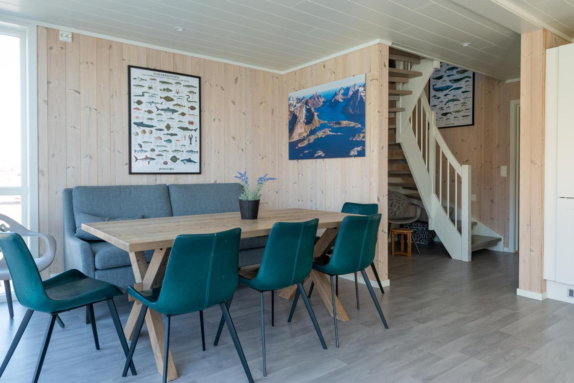 Lofoten waterfront luxury lodge Ballstad Extérieur photo